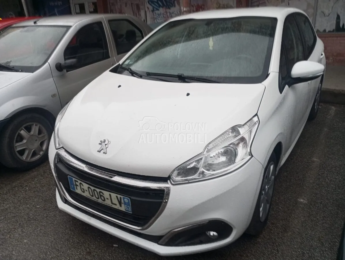 Peugeot 208 2019 photo 4
