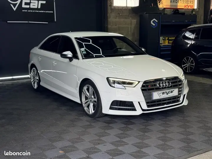 Audi S3 2017 photo 3