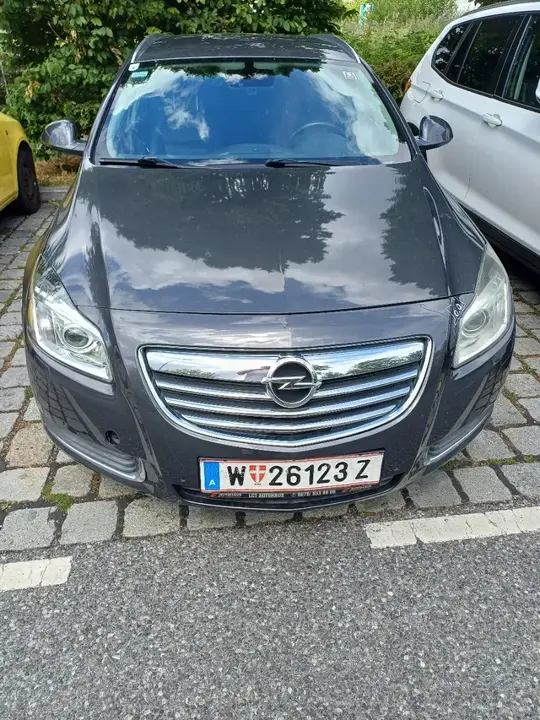 Opel Insignia 2011 photo 2