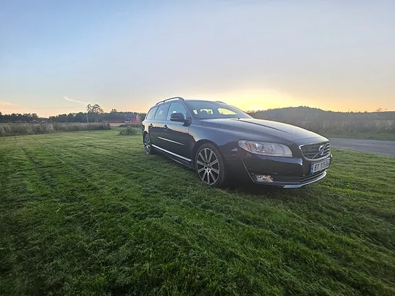 Volvo V70 2015 photo 3