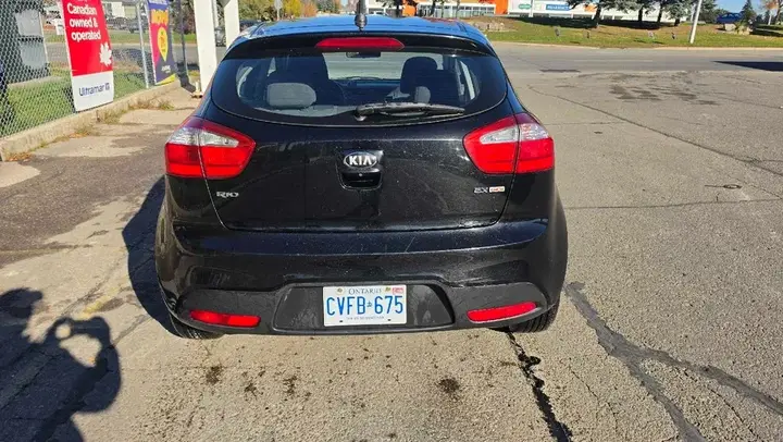 Kia Rio 2013 photo 3