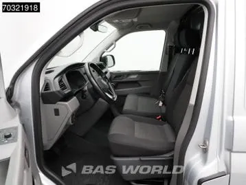 Volkswagen Transporter 2022 photo 3