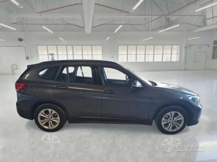 BMW X1 2021 photo 3