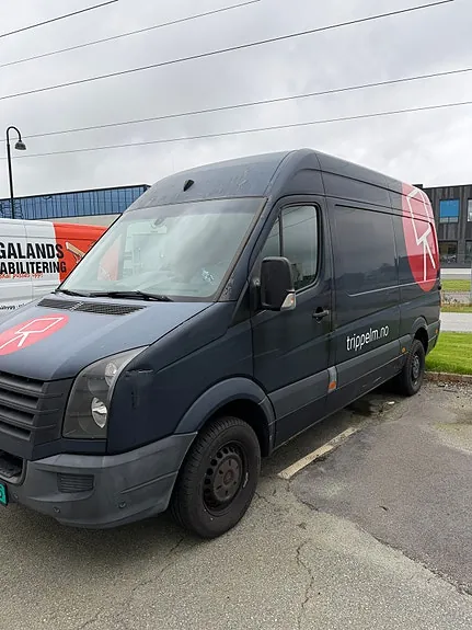 Volkswagen Crafter 35 2015 photo 2