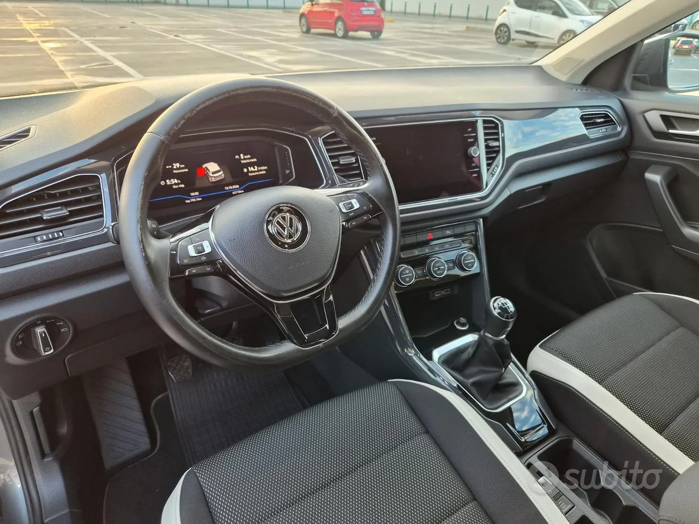 Volkswagen T-Roc 2019 photo 5
