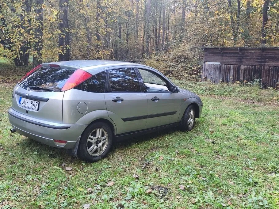 Ford Focus 2004 photo 4
