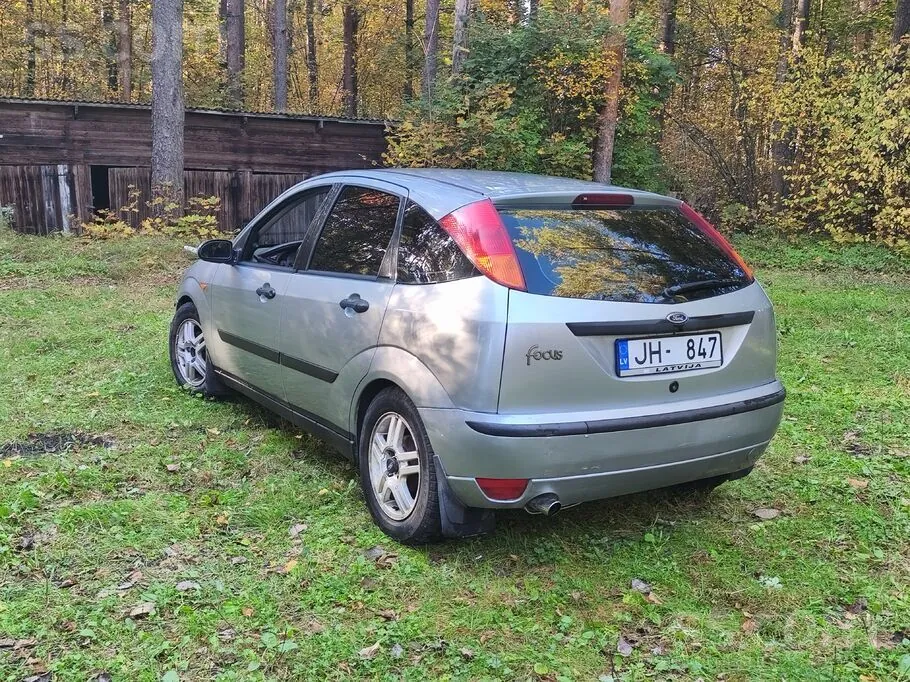 Ford Focus 2004 photo 3
