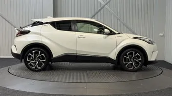 Toyota C-Hr 2017 photo 3