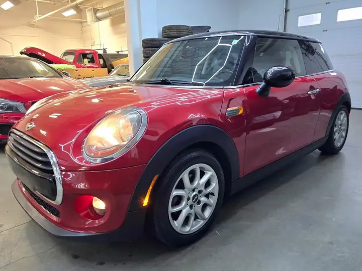 Mini Cooper 2017 photo 2