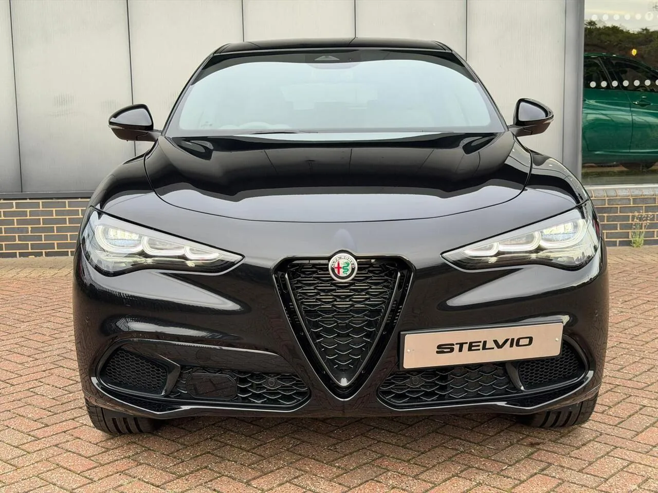 Alfa Romeo Stelvio 2026 photo 2