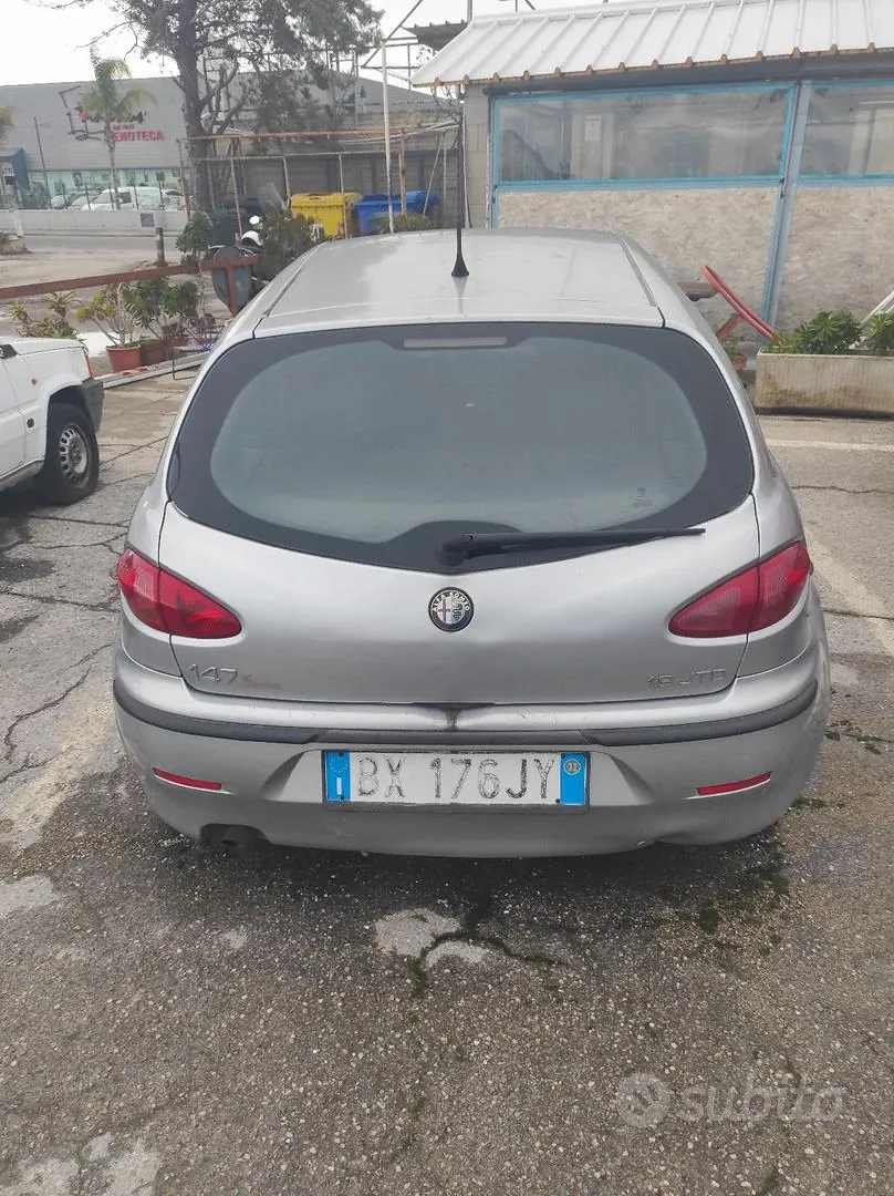 Alfa Romeo 147 2002 photo 4