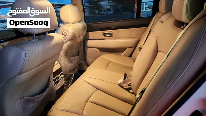 Kia Opirus 2010 photo 2