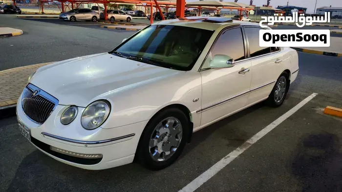 Kia Opirus 2010 photo 4