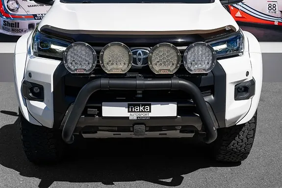 Toyota Hilux 2023 photo 5