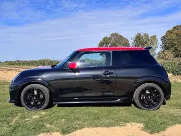 Mini Cooper S 2024 photo 2