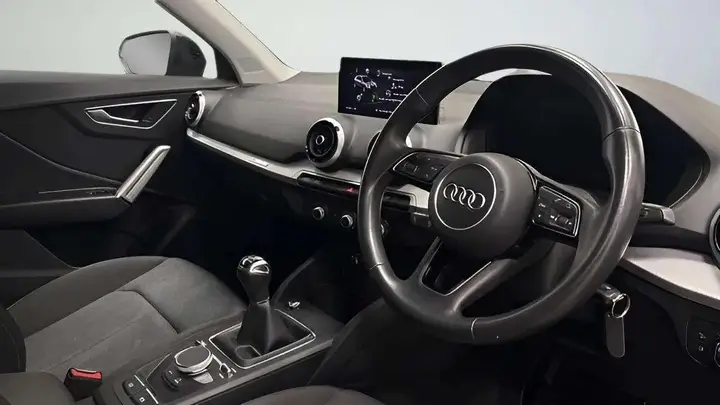 Audi Q2 2021 photo 5