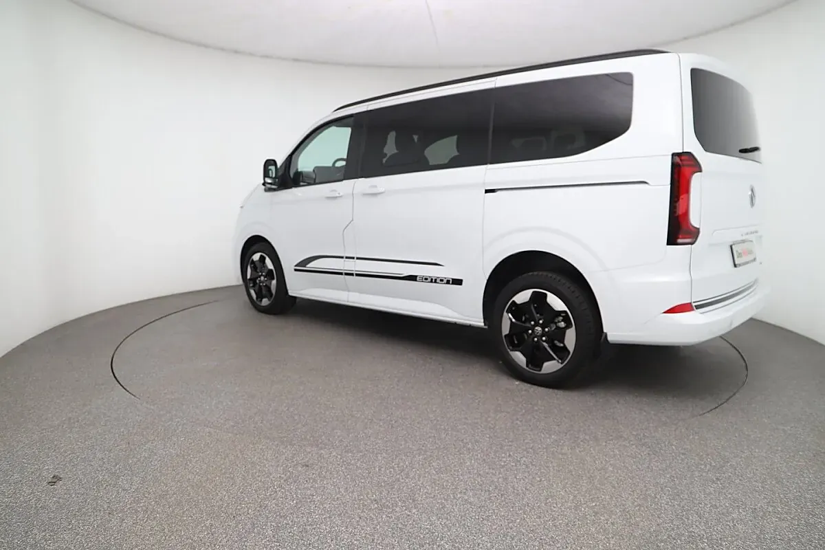 Volkswagen Caravelle 2026 photo 3