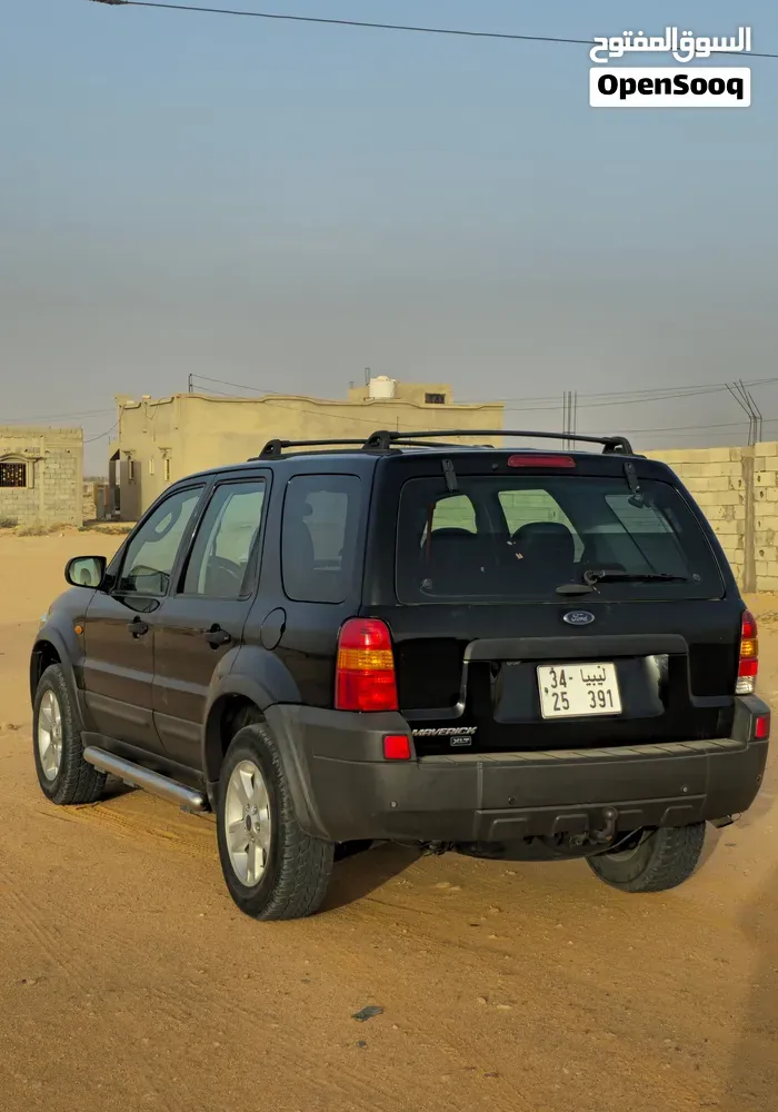 Ford Escape 2004 photo 2