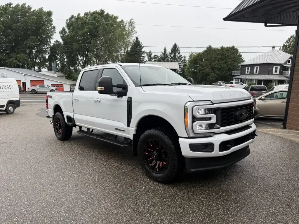 Ford F-250 Super Duty 2023 photo 2