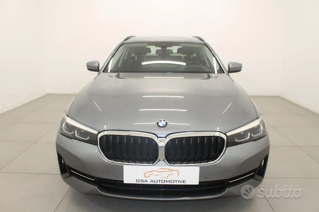 BMW 518 D Touring 2022 photo 2