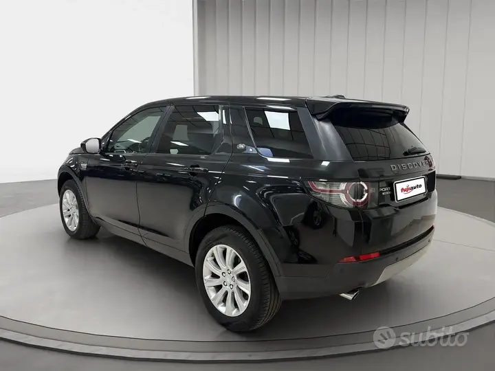 Land Rover Discovery Sport 2015 photo 3