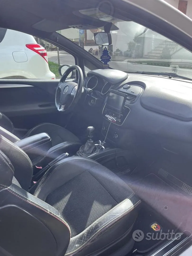 Fiat Punto Evo 2011 photo 5