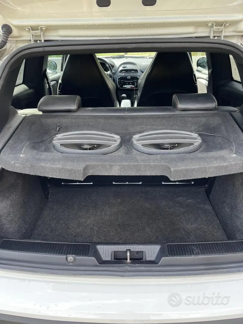 Fiat Punto Evo 2011 photo 4