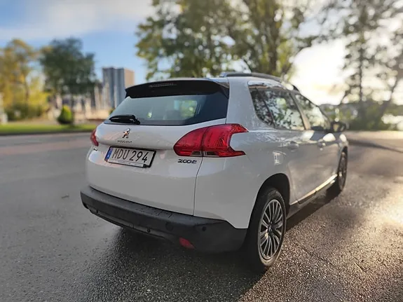 Peugeot 2008 2015 photo 2