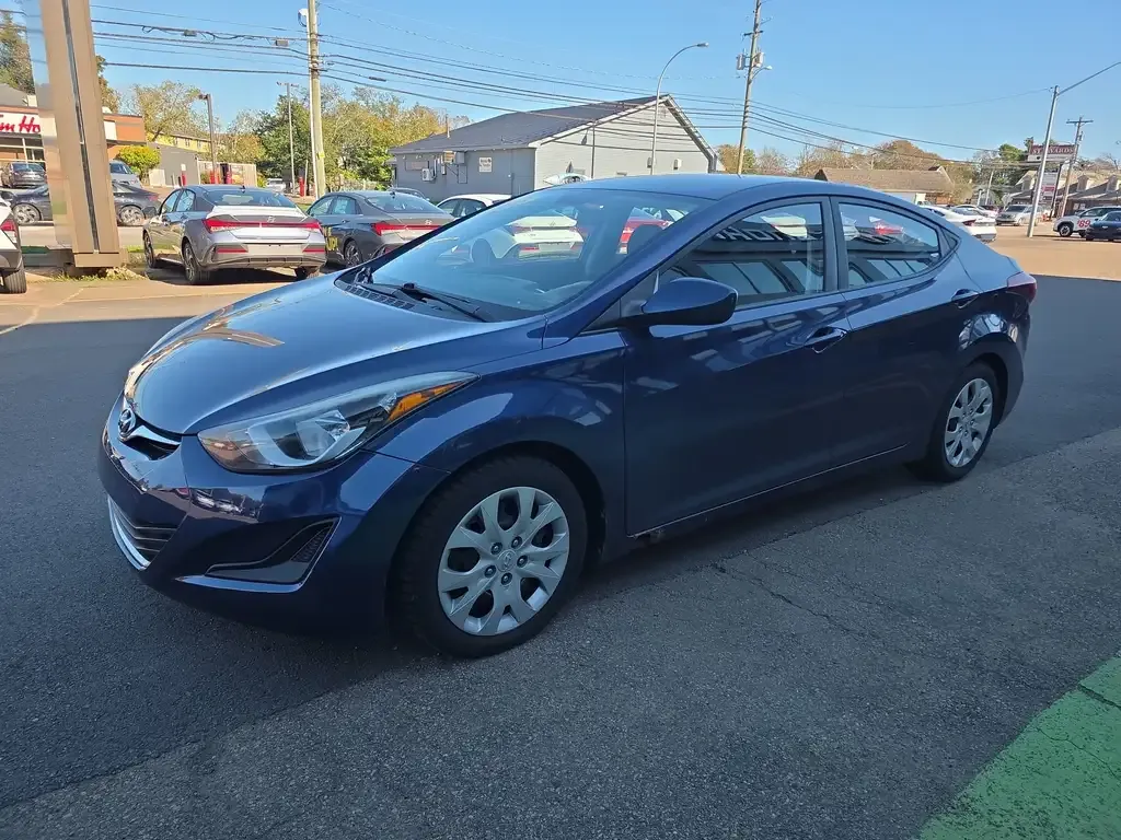 Hyundai Elantra 2015 photo 3