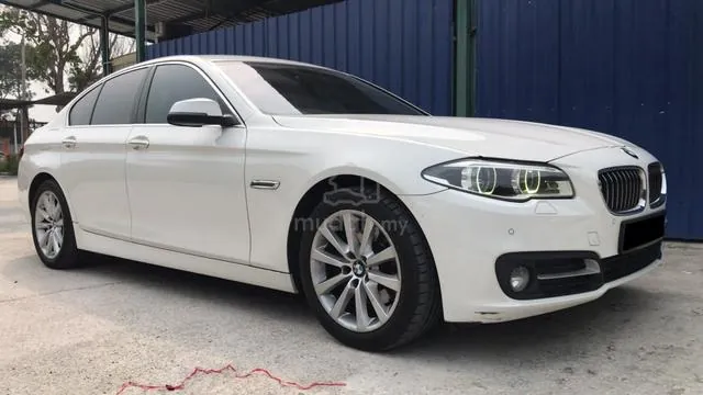 BMW 520I