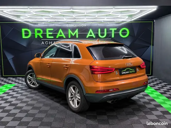 Audi Q3 2012 photo 4