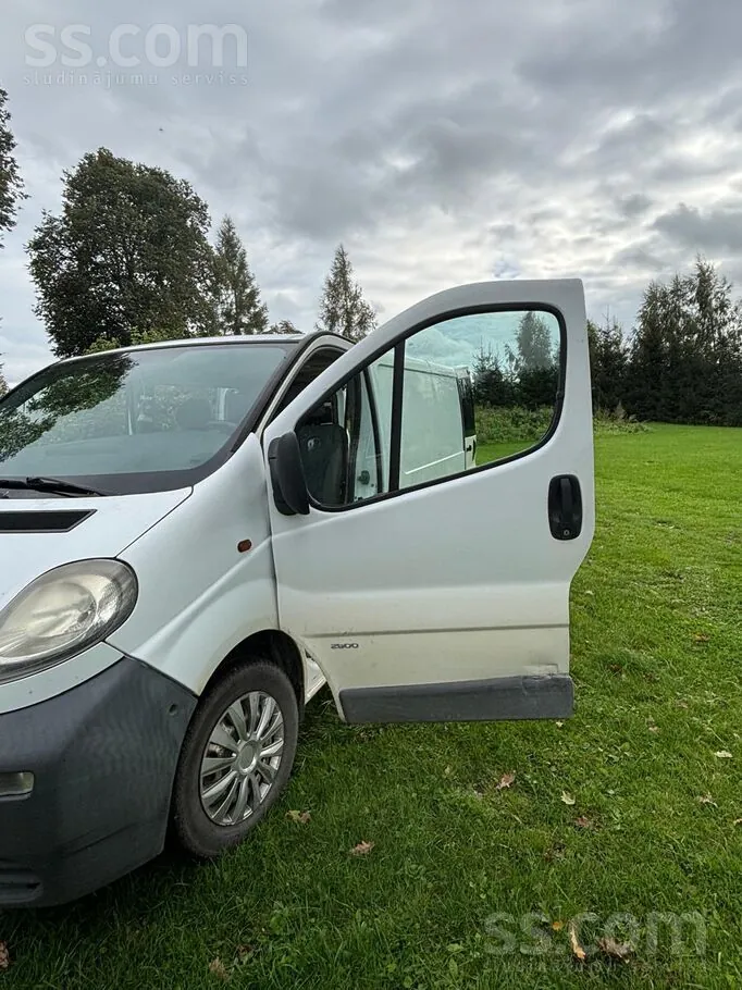 Opel Vivaro 2004 photo 5