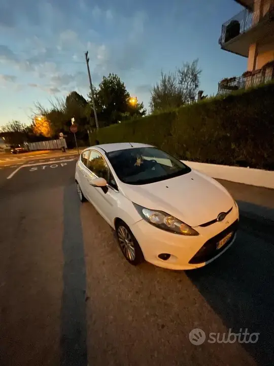 Ford Fiesta 2009 photo 5