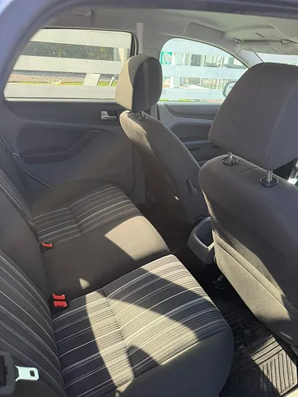 Ford Focus 2008 photo 3