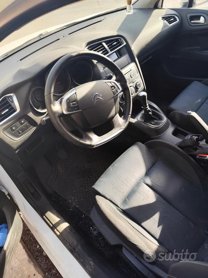 Citroen C4 2013 photo 5