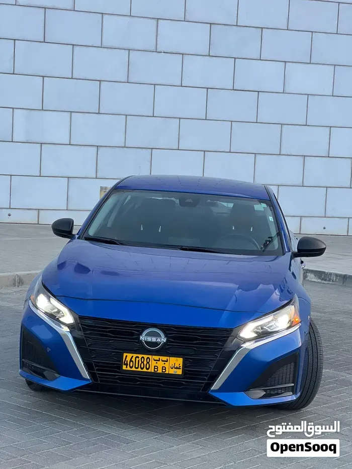 Nissan Altima 2025 photo 2