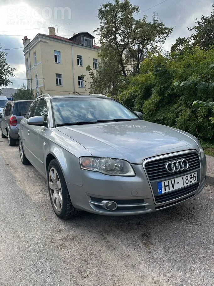 Audi A4 2005 photo 2