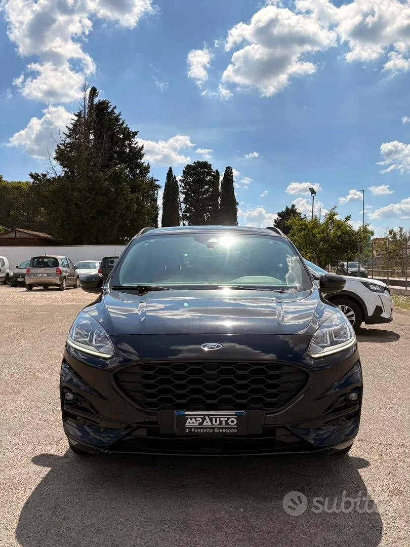 Ford Kuga 2022 photo 4