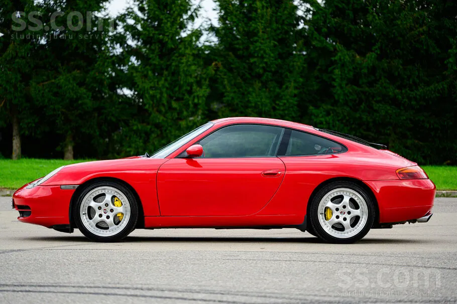 Porsche 911 Carrera 2001 photo 4