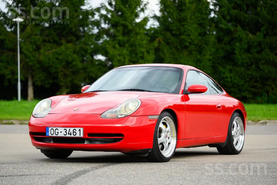 Porsche 911 Carrera