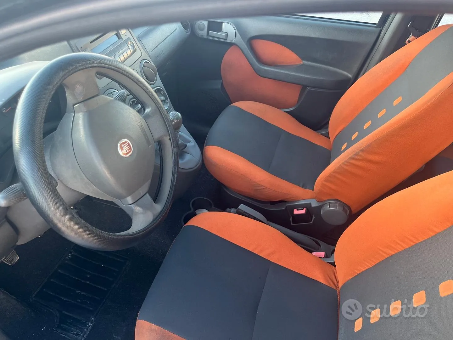 Fiat Panda 2010 photo 2