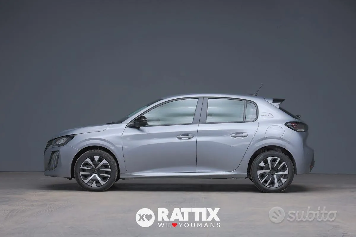 Peugeot 208 2025 photo 2