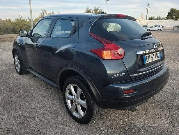 Nissan Juke 2012 photo 2
