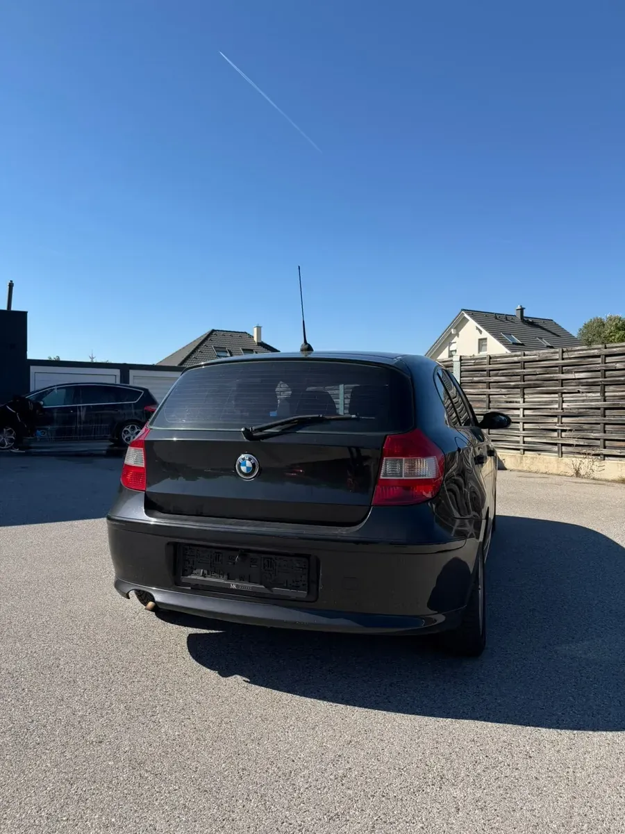 BMW 1 Series 2005 photo 3