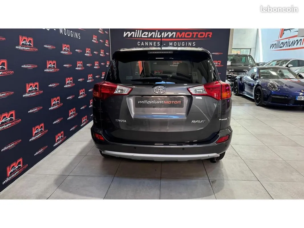 Toyota Rav4 2015 photo 4