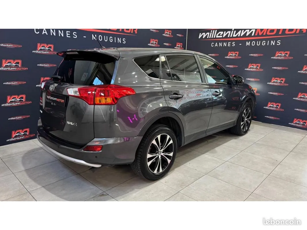 Toyota Rav4 2015 photo 3