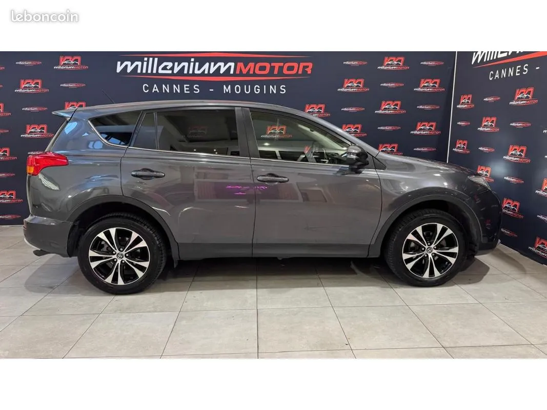 Toyota Rav4 2015 photo 5