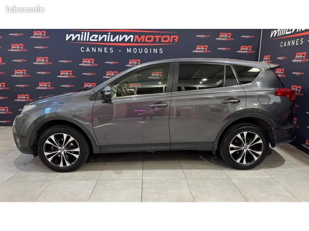 Toyota Rav4 2015 photo 2