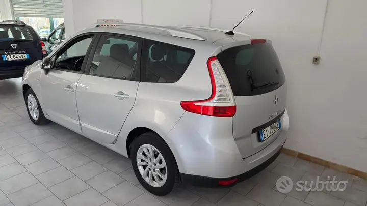 Renault Scenic 2015 photo 3