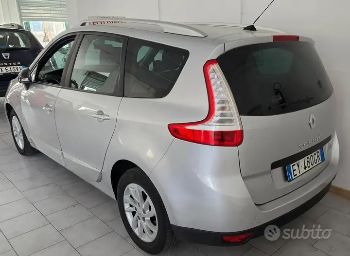 Renault Scenic 2015 photo 4
